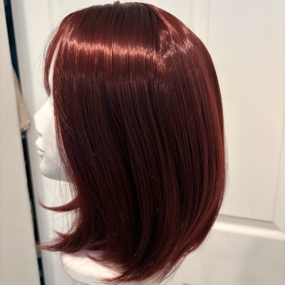RED Shoulder Length Synthetic Bob Wig with Bangs! Partline. Burgandy Red! New!